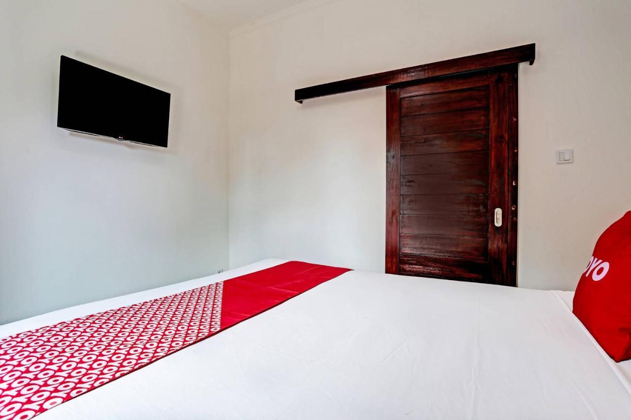 Oyo 91080 Kubu D&D Guesthouse Seminyak  Ngoại thất bức ảnh